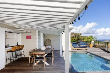 Villa Sarong · 4