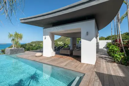 Villa Wings · 4
