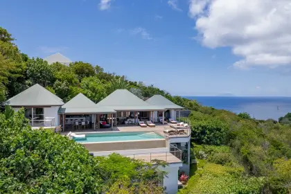 Villa KYR