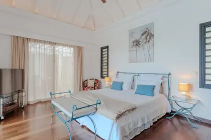 Villa La Maison Rouge · 4