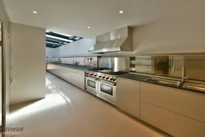 Villa Thelma · 4