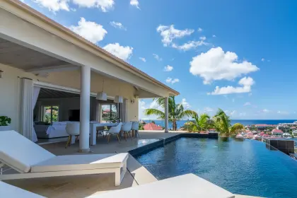 Villa Prestige · 5