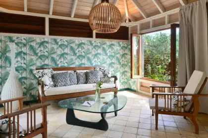 Villa Palm House · 4