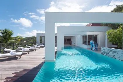 Villa Eclipse · 3