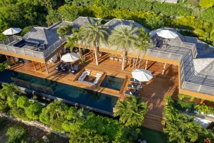 Villa Aura