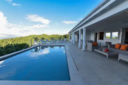 Villa Au Coeur Du Rocher · 3