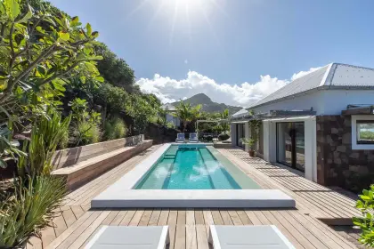 Villa Borderline · 2