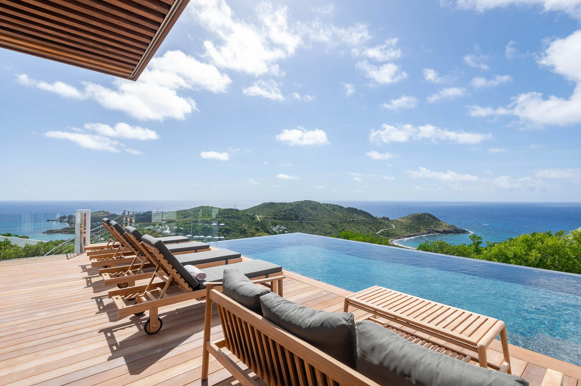 Villa Scarlett