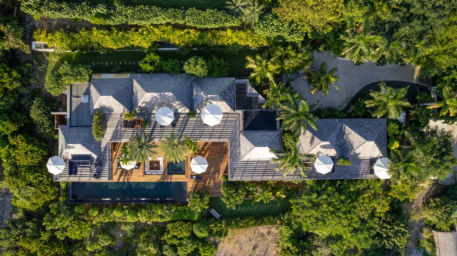 Villa Aura