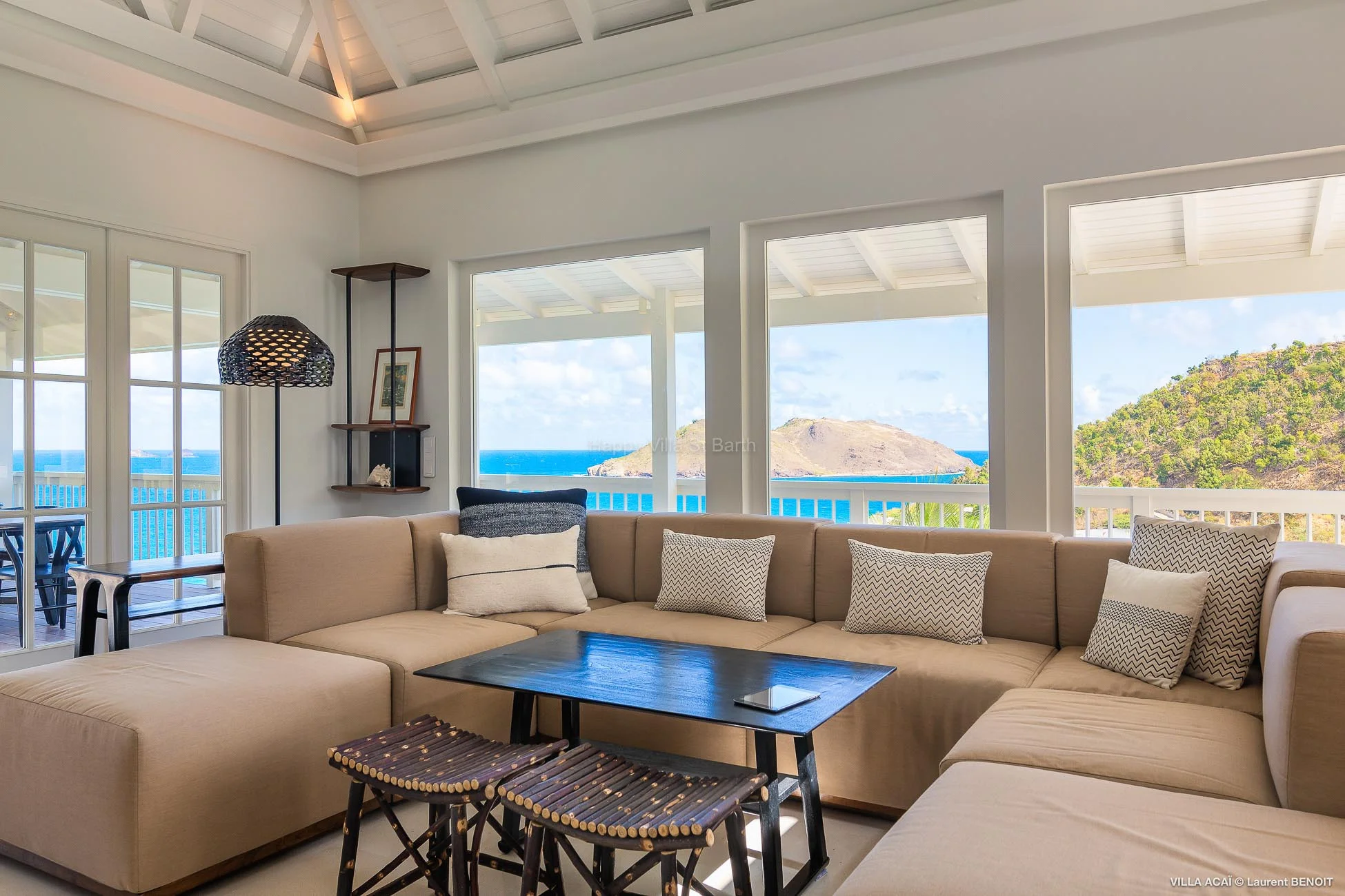 Acai & Art Estate