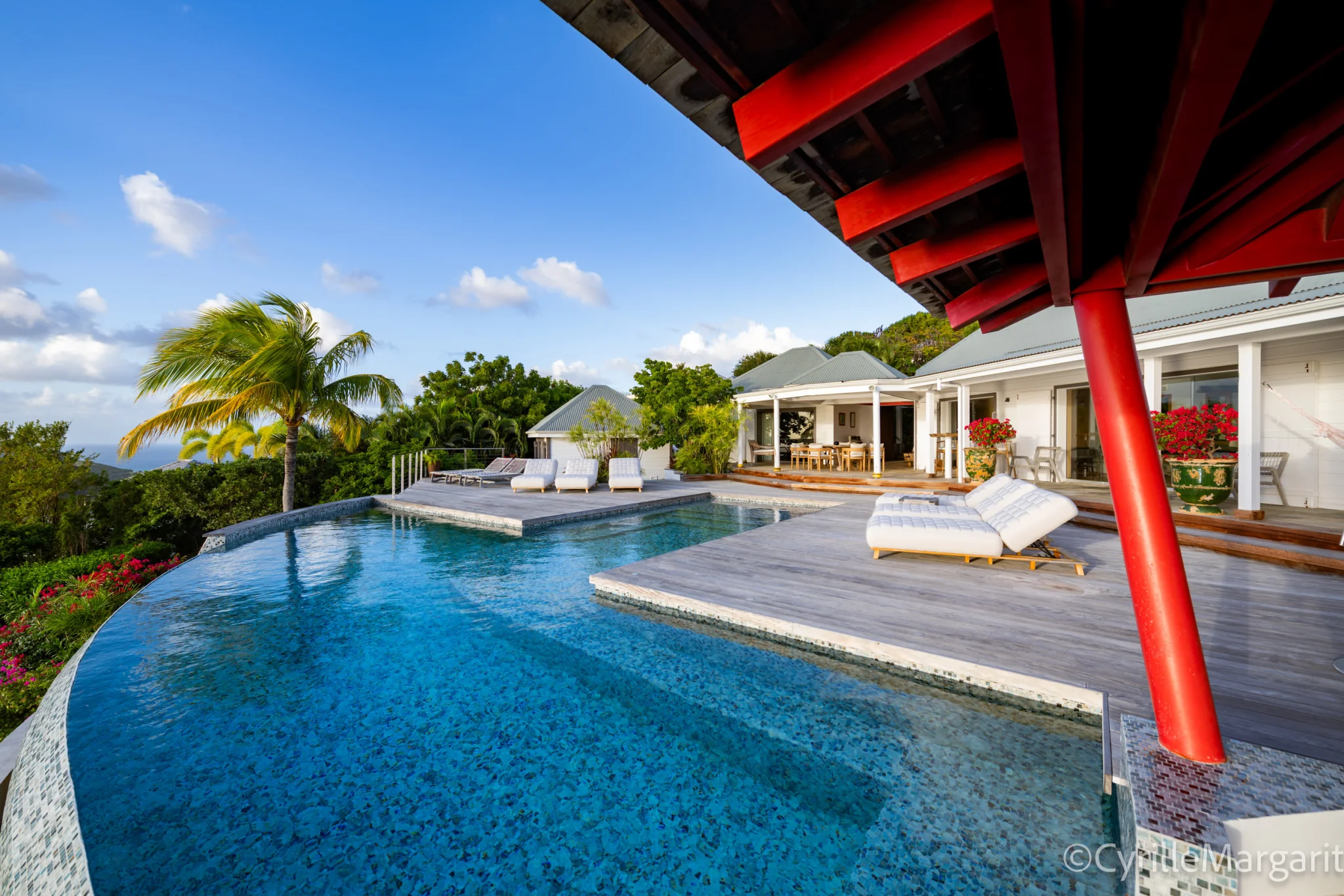 Villa Blue Swan