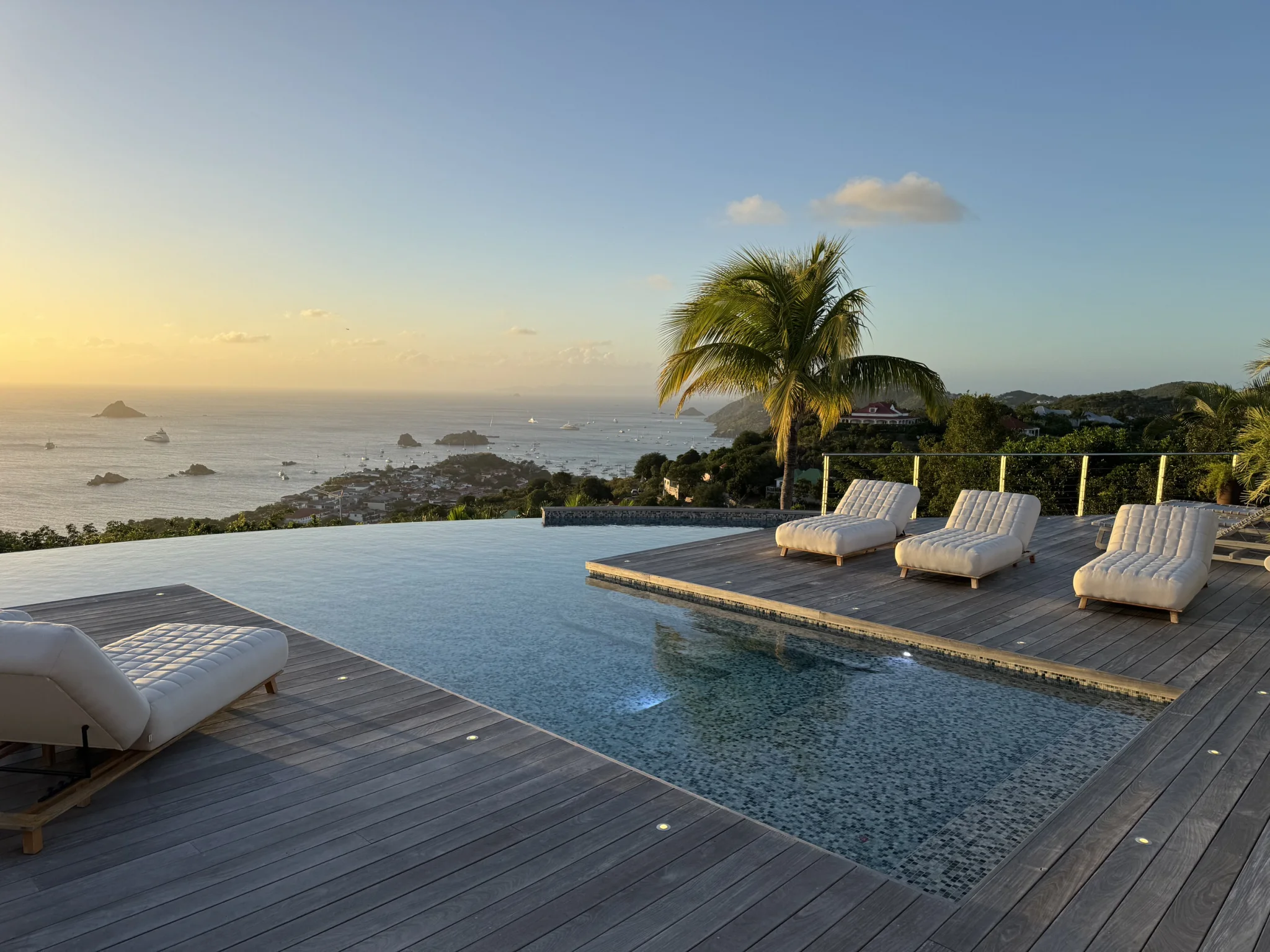 Villa Blue Swan